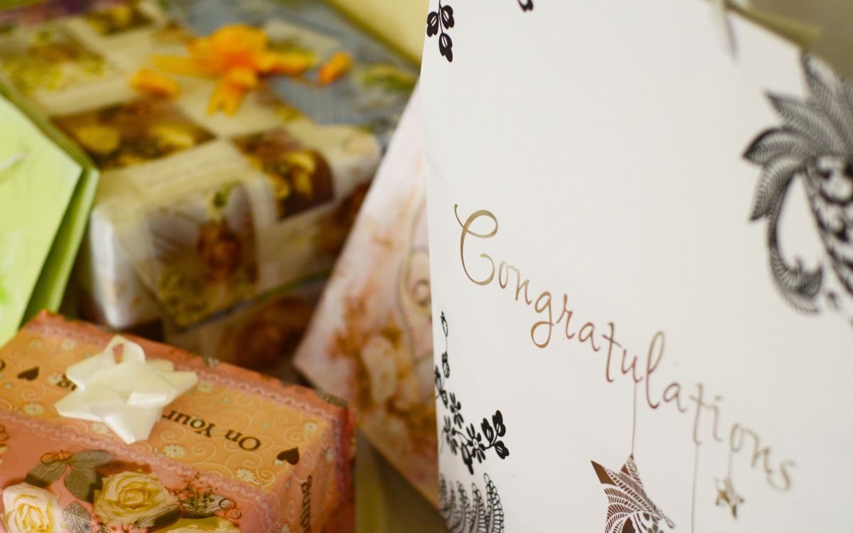 do the parents of the bride give a wedding gift